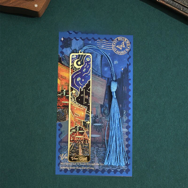 

Металлическая закладка роза из кипариса