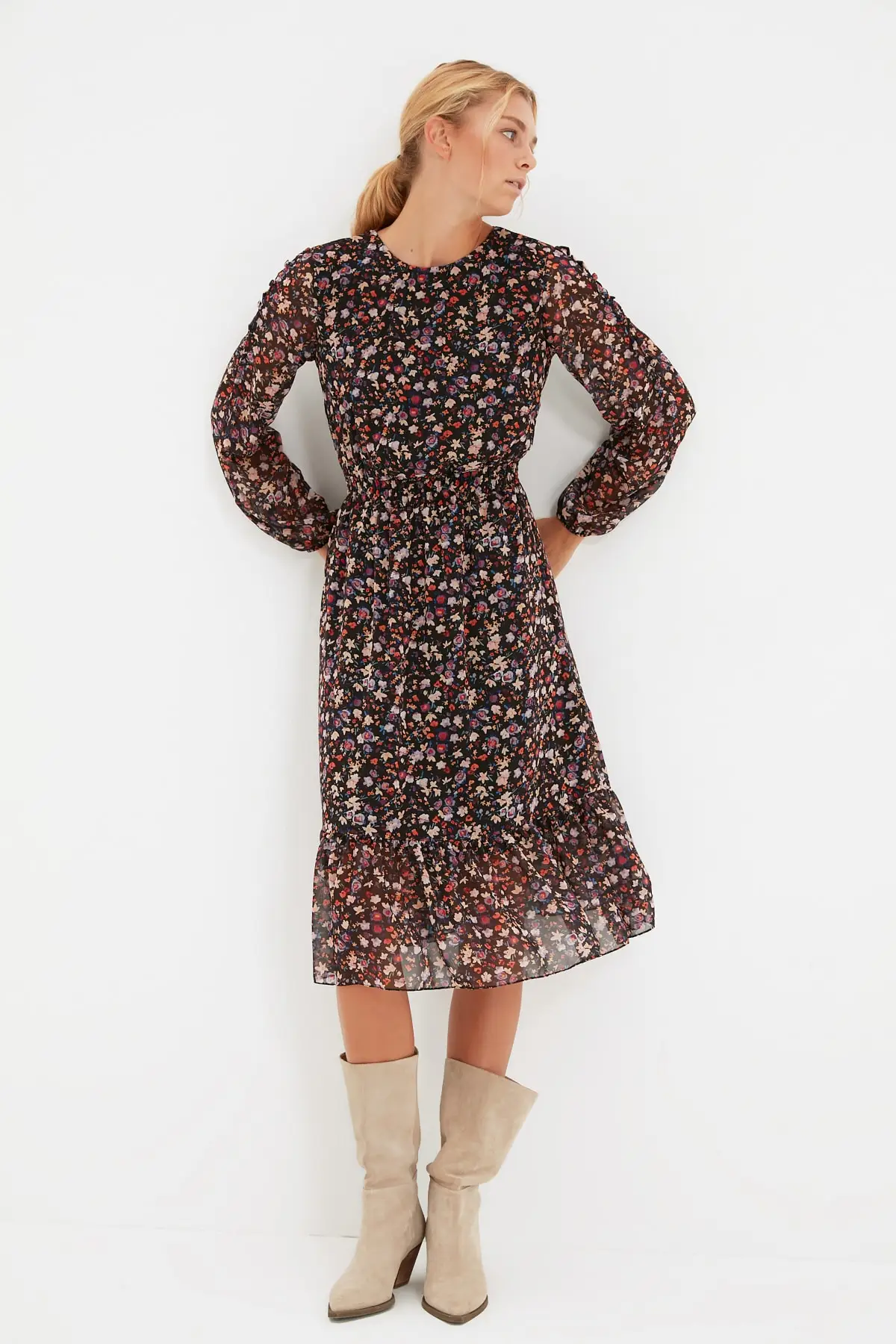 

Trendyol Gipeli Patterned Dress TWOAW22EL0469