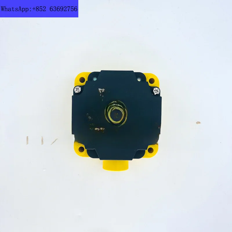 Бесконтактный переключатель BI40 NI75U NI50-CP80-VP4X2 VN FZ3X2 Y1 AN AP6X |