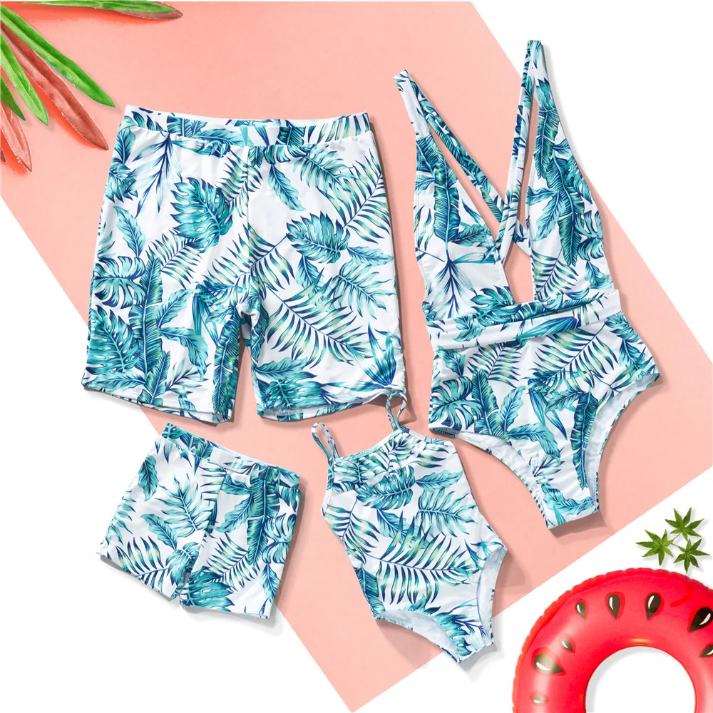 

Hiheart Family Look Mom and Me Swimwear Mother and Daughter Swimsuit Dad Son Beach Shorts Trunks Holiday Family Matching Outfits