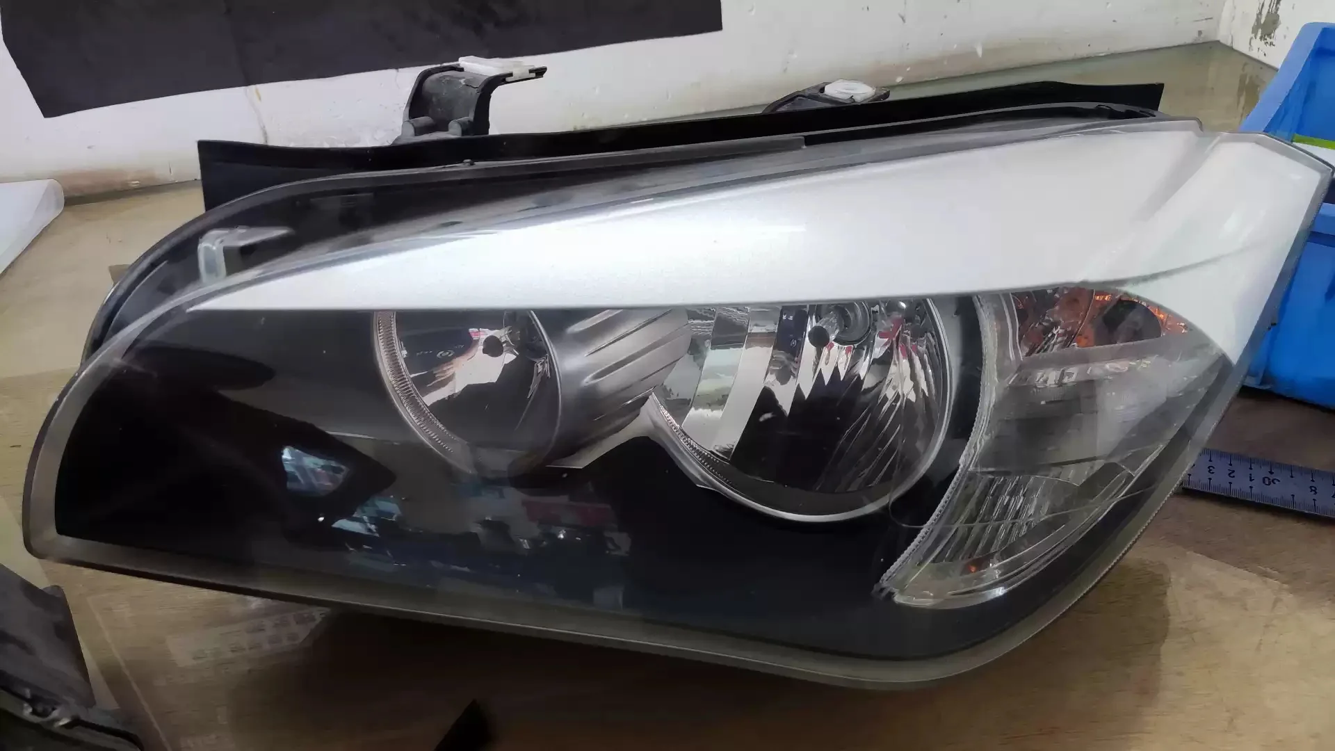 

Автомобильная Передняя светодиодная фара дневные ходовые огни фара для BMW X1 E84 2014