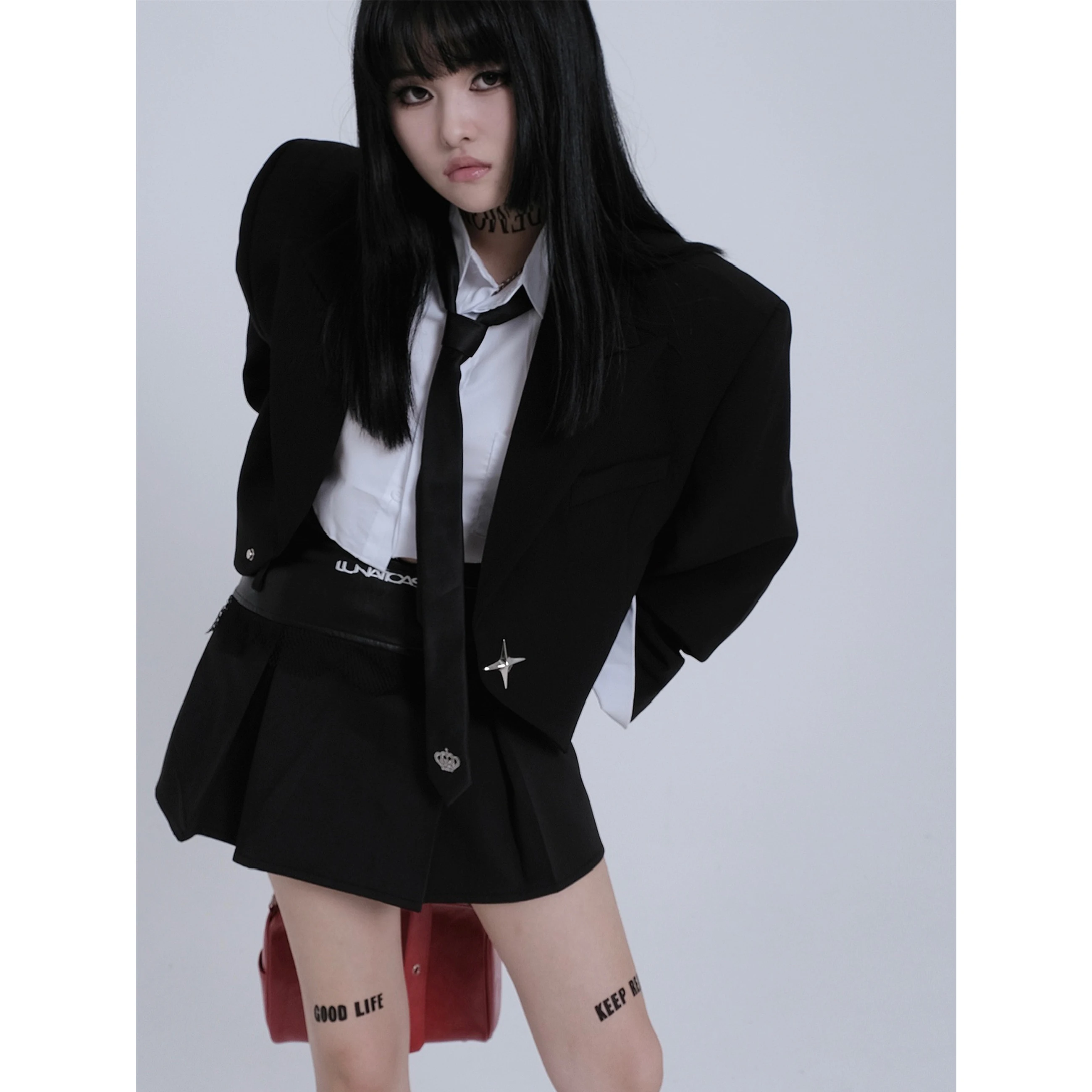 

LUNATICASYLM Gothic Punk Y2k Black Hot Girl S houlder Pad Short Suit