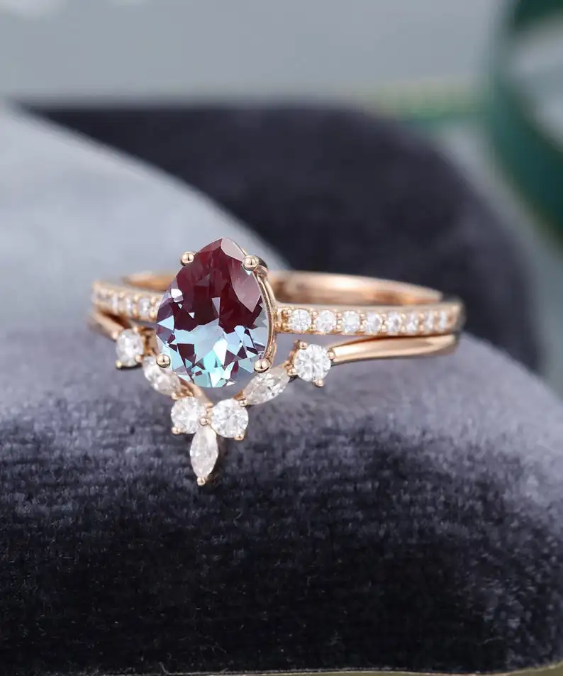 

High Quality Beautiful 925 Sterling Silver CZ Dainty Jewelry Oval 6x8mm Alexandrite Ring Set Engagement Wedding Rings