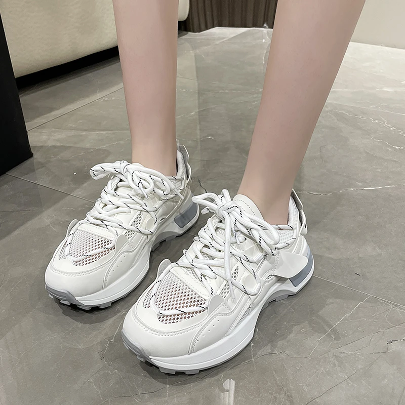 

Женские кроссовки на плоской платформе, Повседневная дышащая обувь для бега, со шнуровкой, на толстой подошве