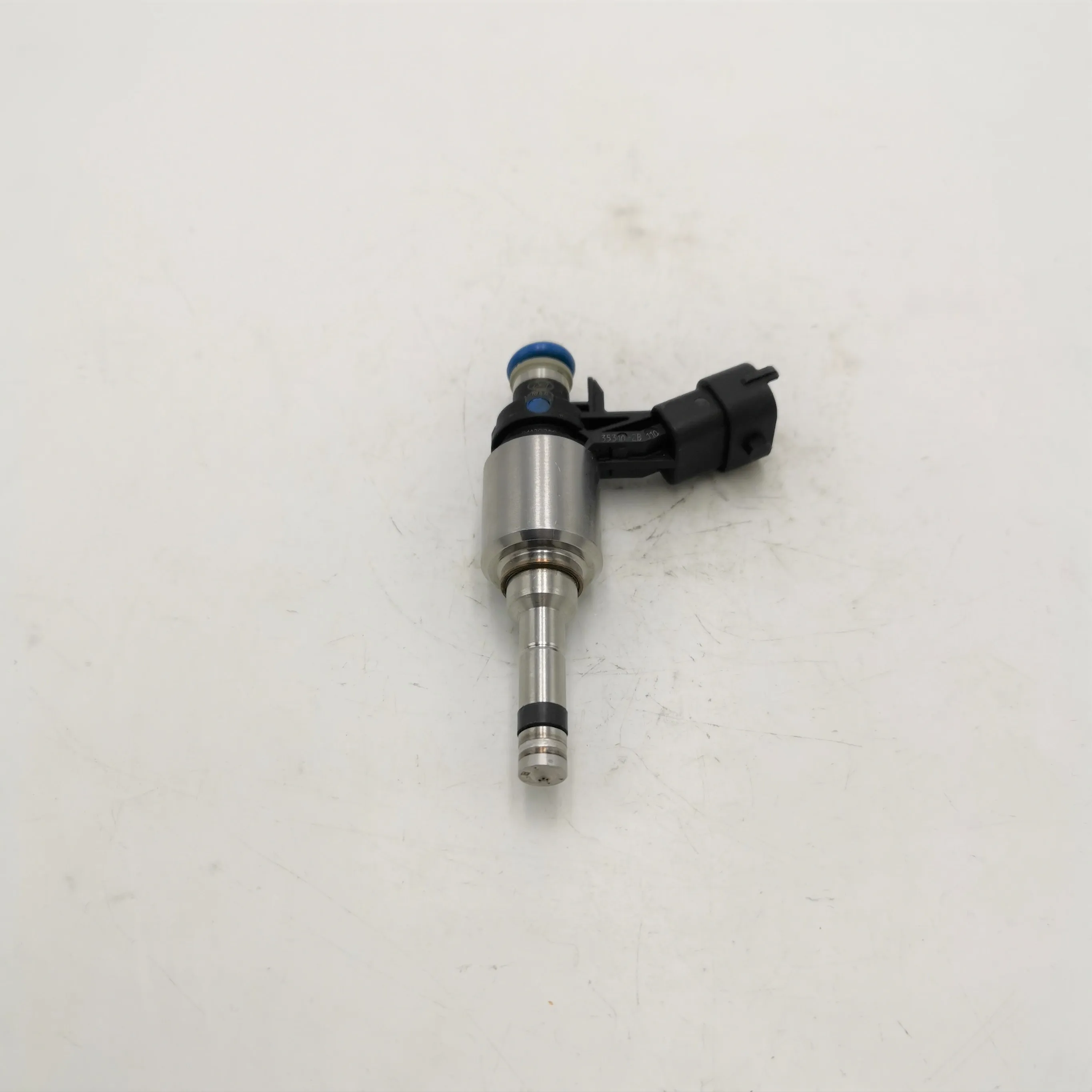 Топливный инжектор для Hyundai Accent Veloster Rio Soul 2012-17 35310 2B110 35310-2B110 |
