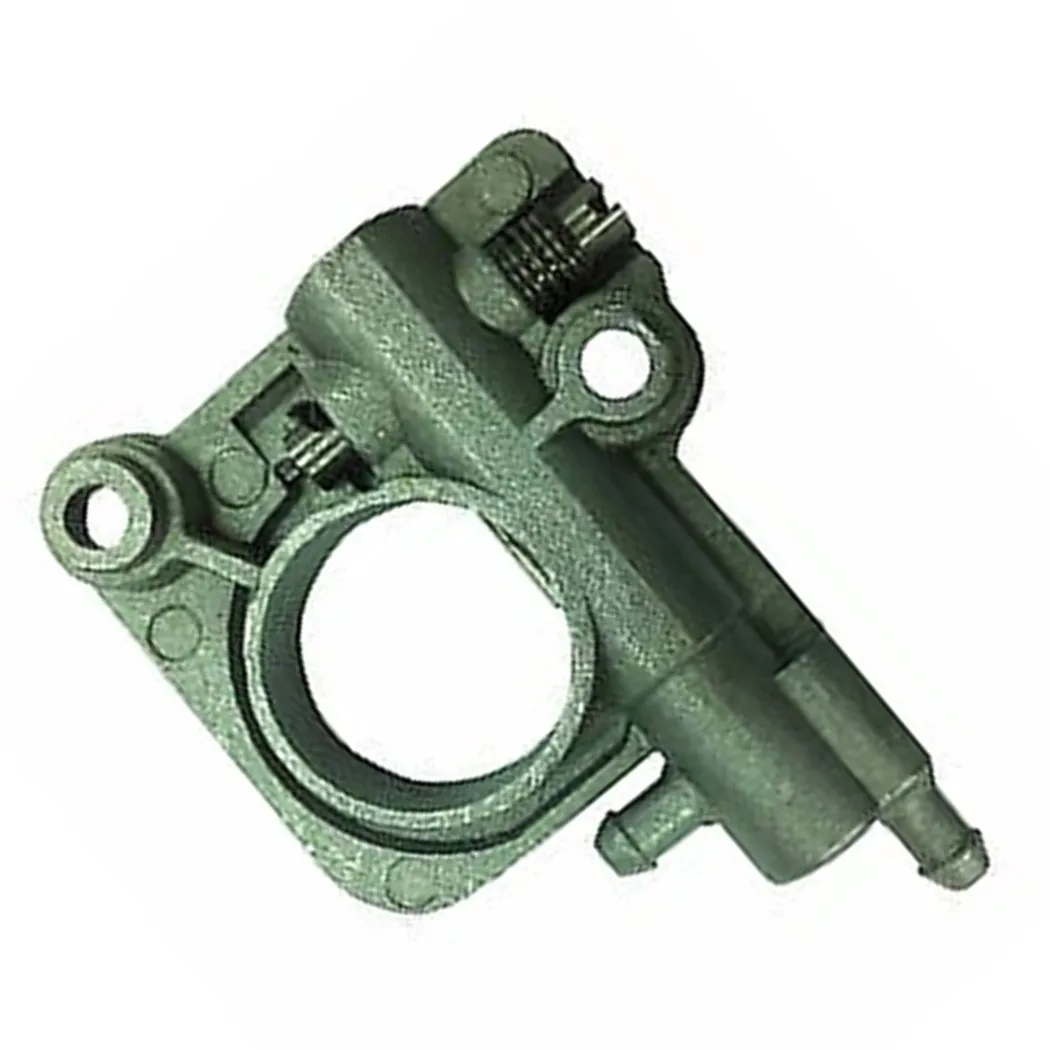 

Oil Pump Power Equipment Tools Fits For Echo CS350 CS26 Oil Pump Assy Chainsaw Parts Oil Pump Worm Carrier