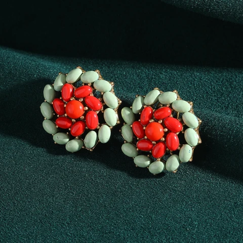 LOVE GREEN LIVE GREEN Серьги-гвоздики из стекла