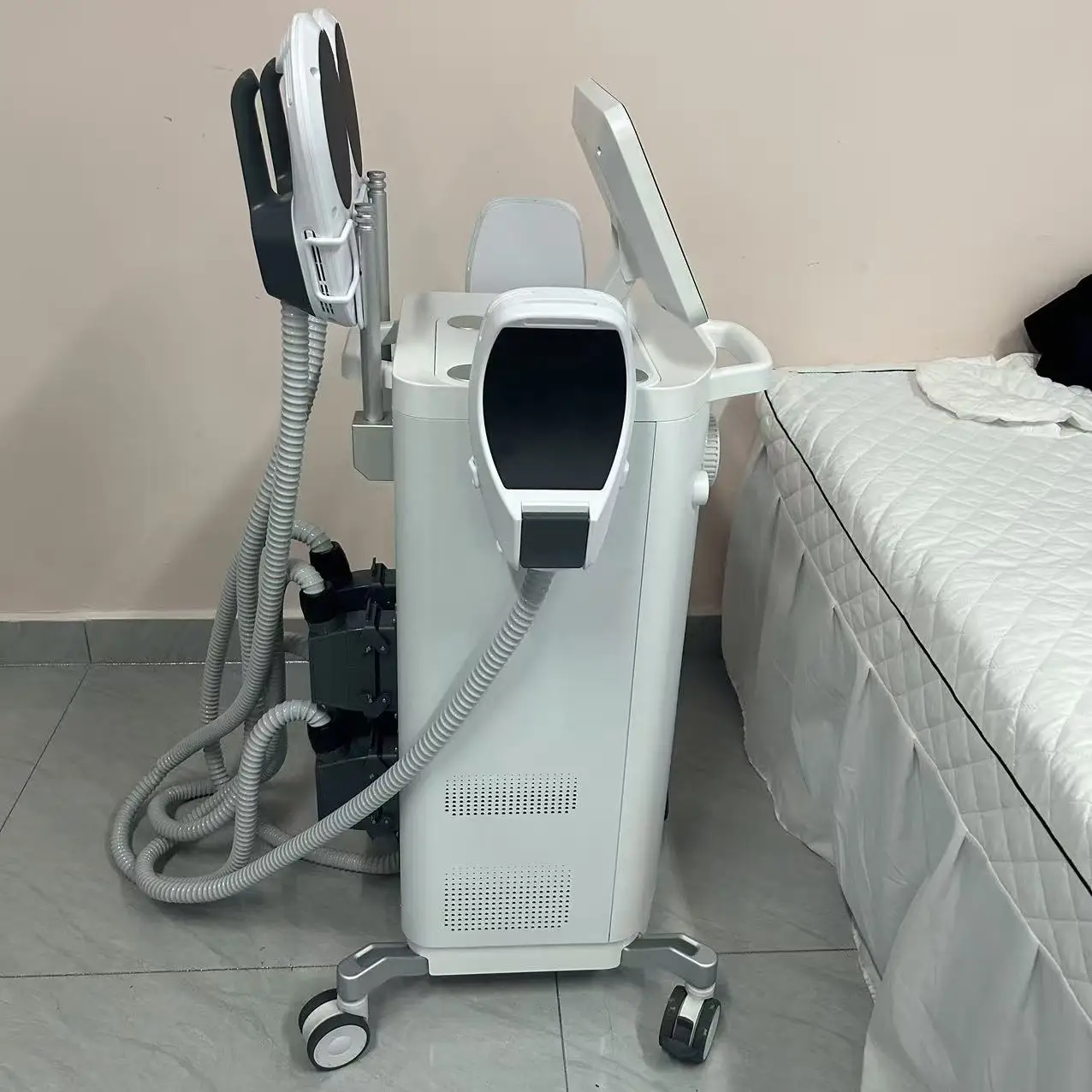 Аппарат MYOslim Sculpt 6500 Вт: EMS RF для сжигания жира, стимуляции мышц и коррекции фигуры, 15 электромагнитных терапий (art.: 3920da9edb628) - 3920da9edb628