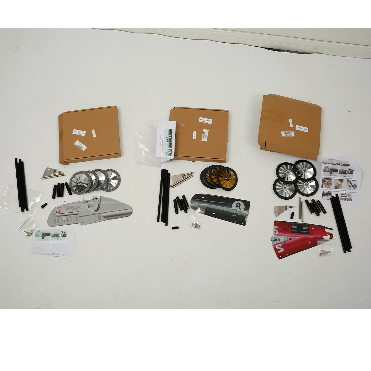 

Racer Windmill Stainless Steel Racing Car Wind Spinner Weather Resistant Creative Hanging Wind Sculpture Model Decoration for