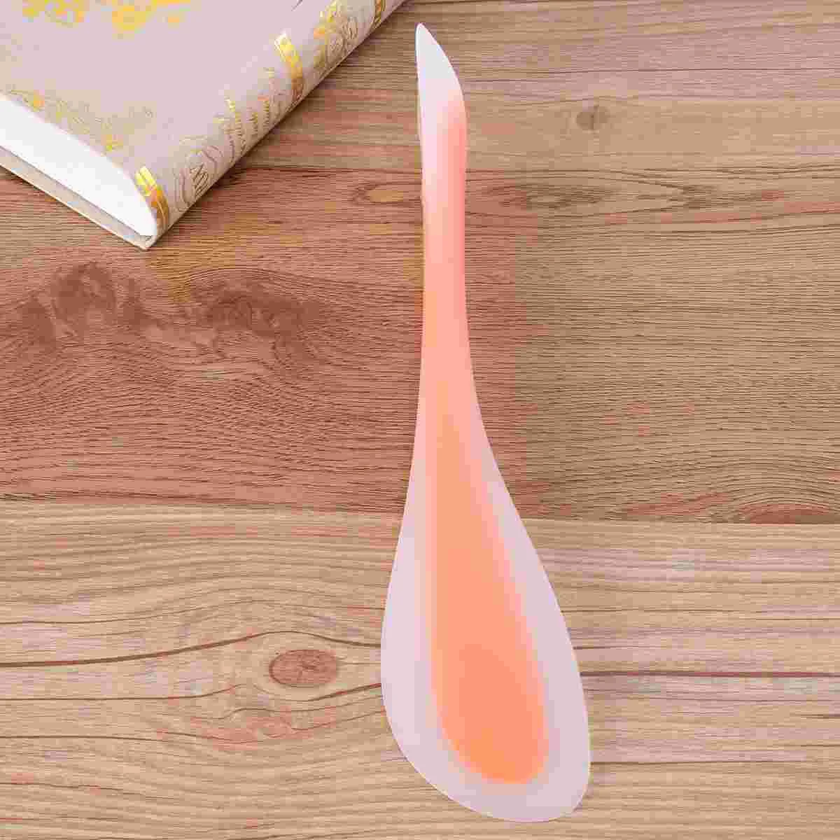

Dough Scraper Lightweight Practical Portable Kitchen Supplies for Bakery Bar Home