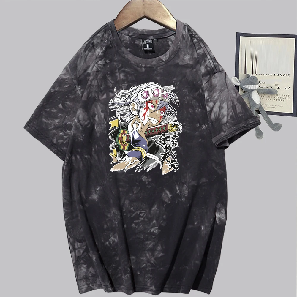 

Футболка Мужская/женская с рисунком рассекающего демонов