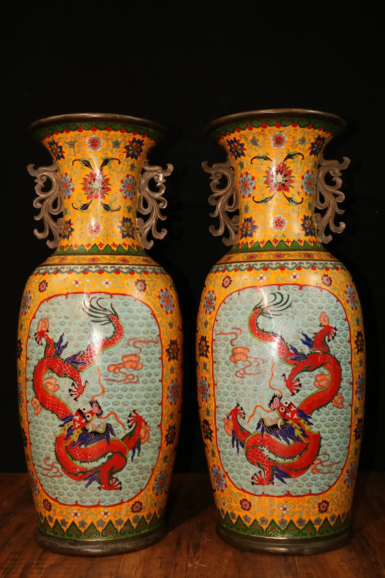 24Tibetan Temple Collection Old Bronze Cloisonne Enamel Dragon texture Phoenix Ear Longevity Bottle Vase A pair Town House