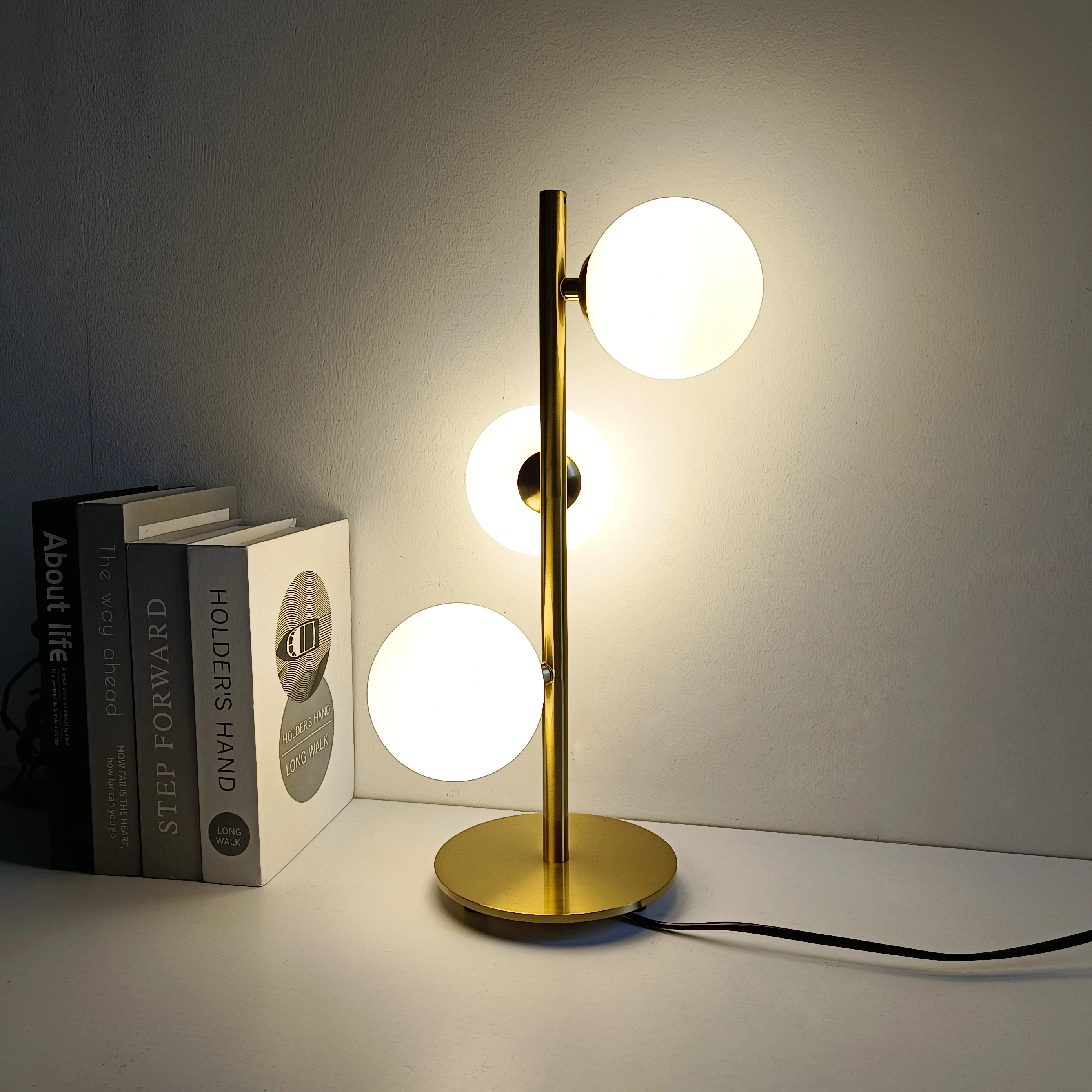 Modern LED Gold Bedroom Table Lamp Nordic Living Room Decor desk lamp Milk White Glass Lampshade Bedside Reading Light