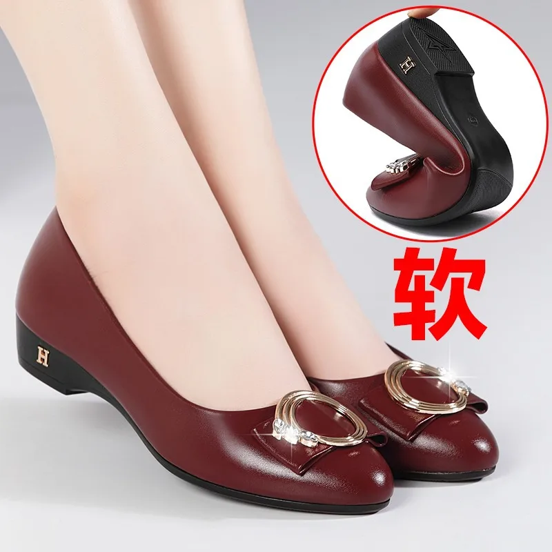 2023 Spring And Autumn Mid-heel Single Shoes Women's Middle-aged Women's High-heeled Soft-soled Leather Shoes For Mothers