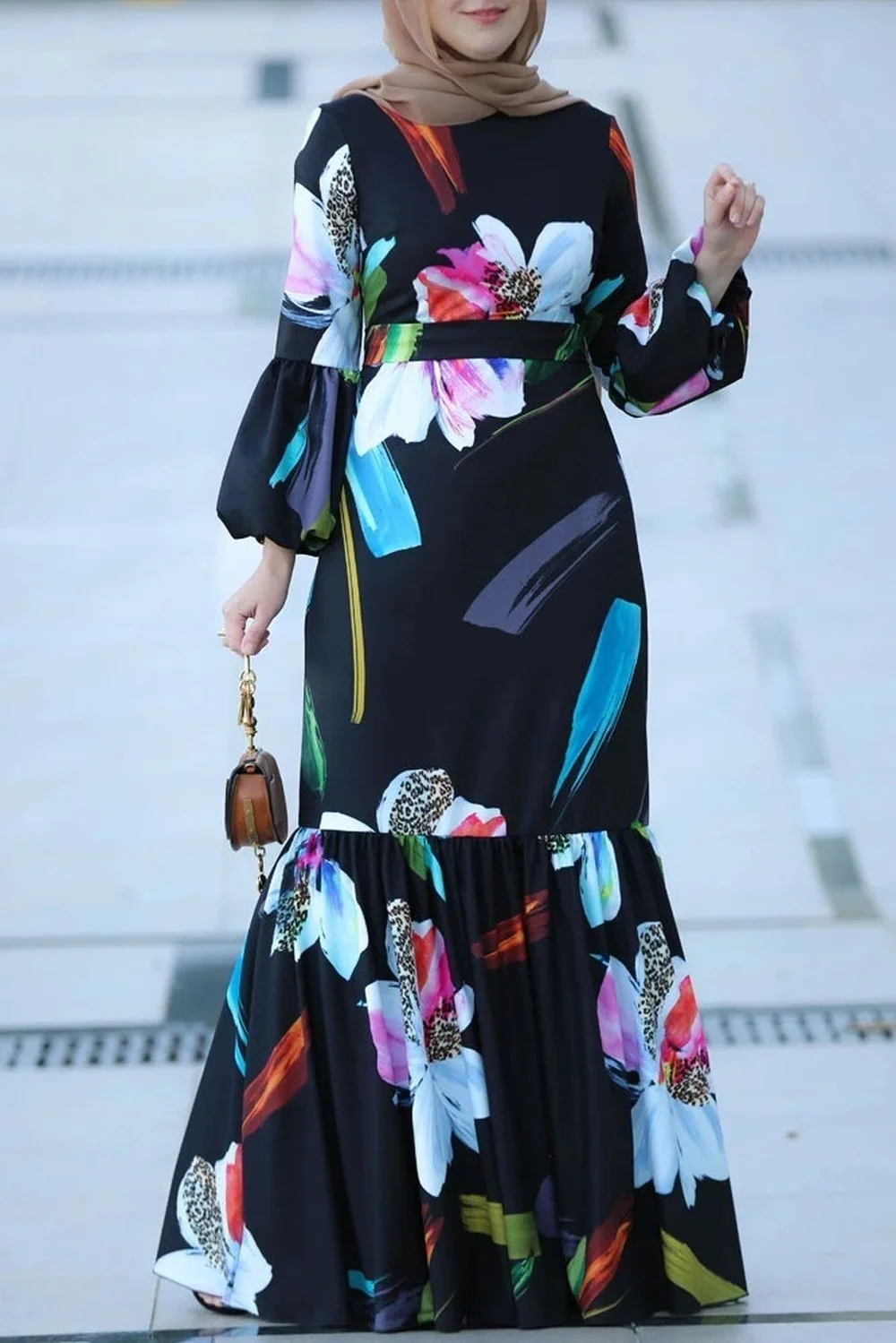 Мусульманское платье с оборками и рукавами-фонариками