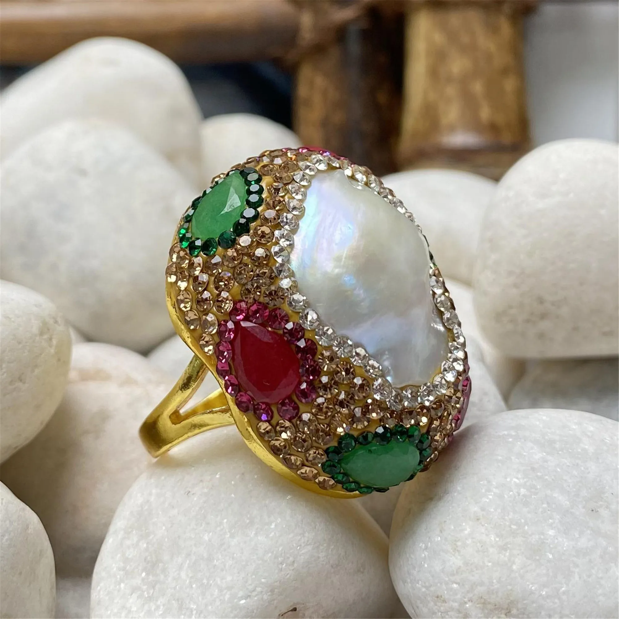 Envoltura de diamantes puntiagudos a mano, rubí y esmeralda, Perla de agua dulce, anillo para mujer, estilo retro, joyería noble y elegante
