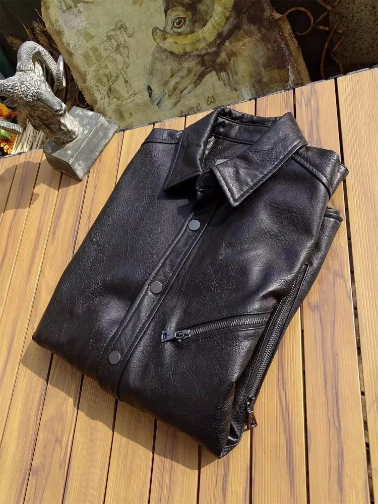 Мужская короткая куртка из натуральной овечьей кожи