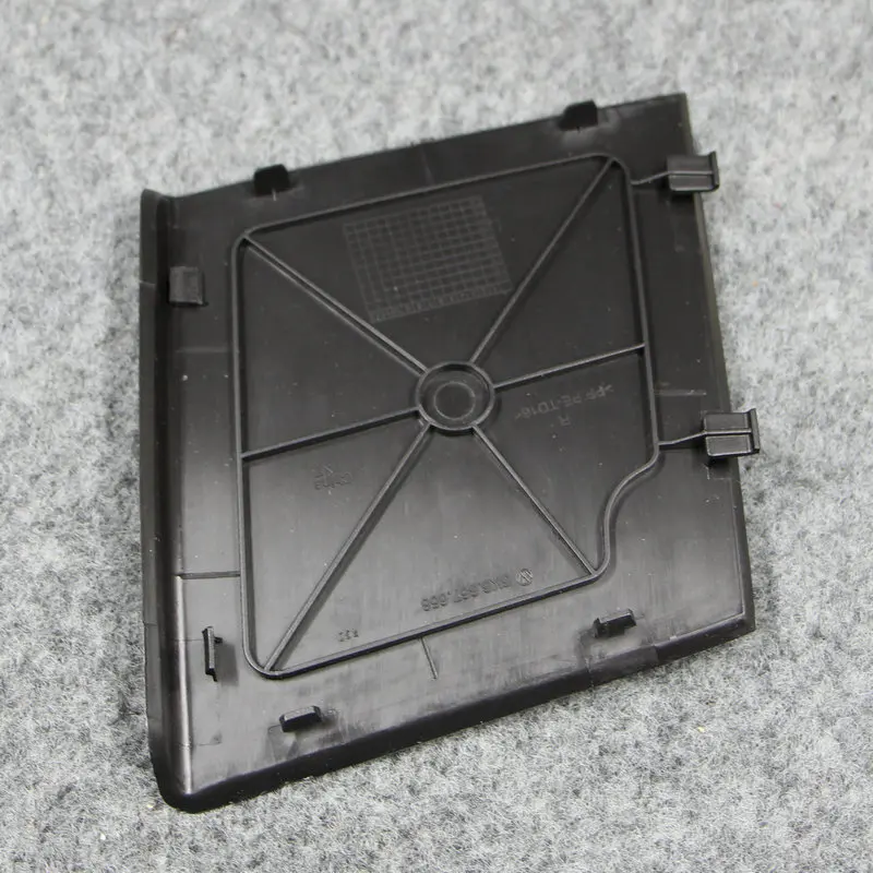 Наклеить на заднюю панель Golf 6 MK6 задняя декоративная крышка 5K6 867 657 658