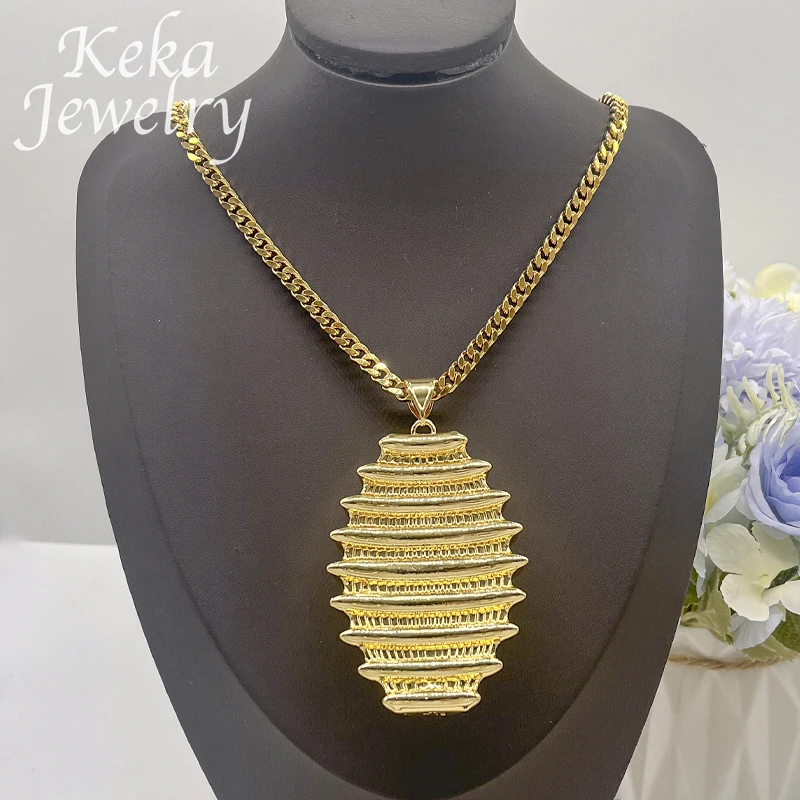 Комплект из колье и серёг с позолотой 18 К