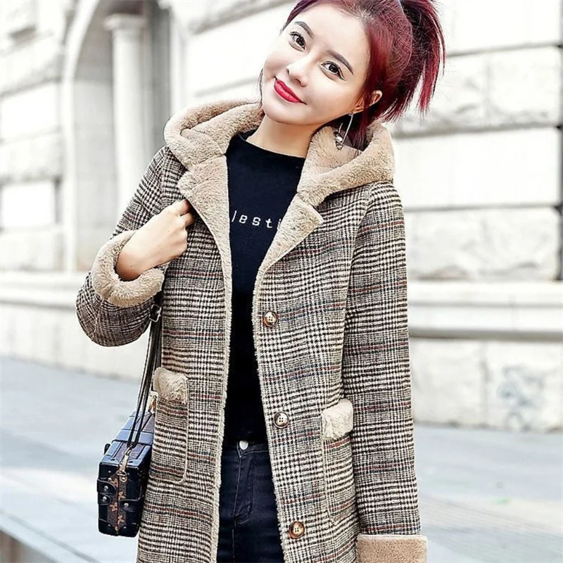 Ladies Winter Jacket Fur Coat Women's Plaid Wool Coat Thick Velvet Thickened Warm Mid-Length Jackets Hooded Warm Woolen Coat