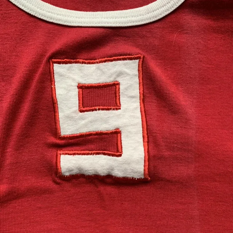 Женский трикотажный кроп-топ без рукавов красный повседневный облегающий Топ