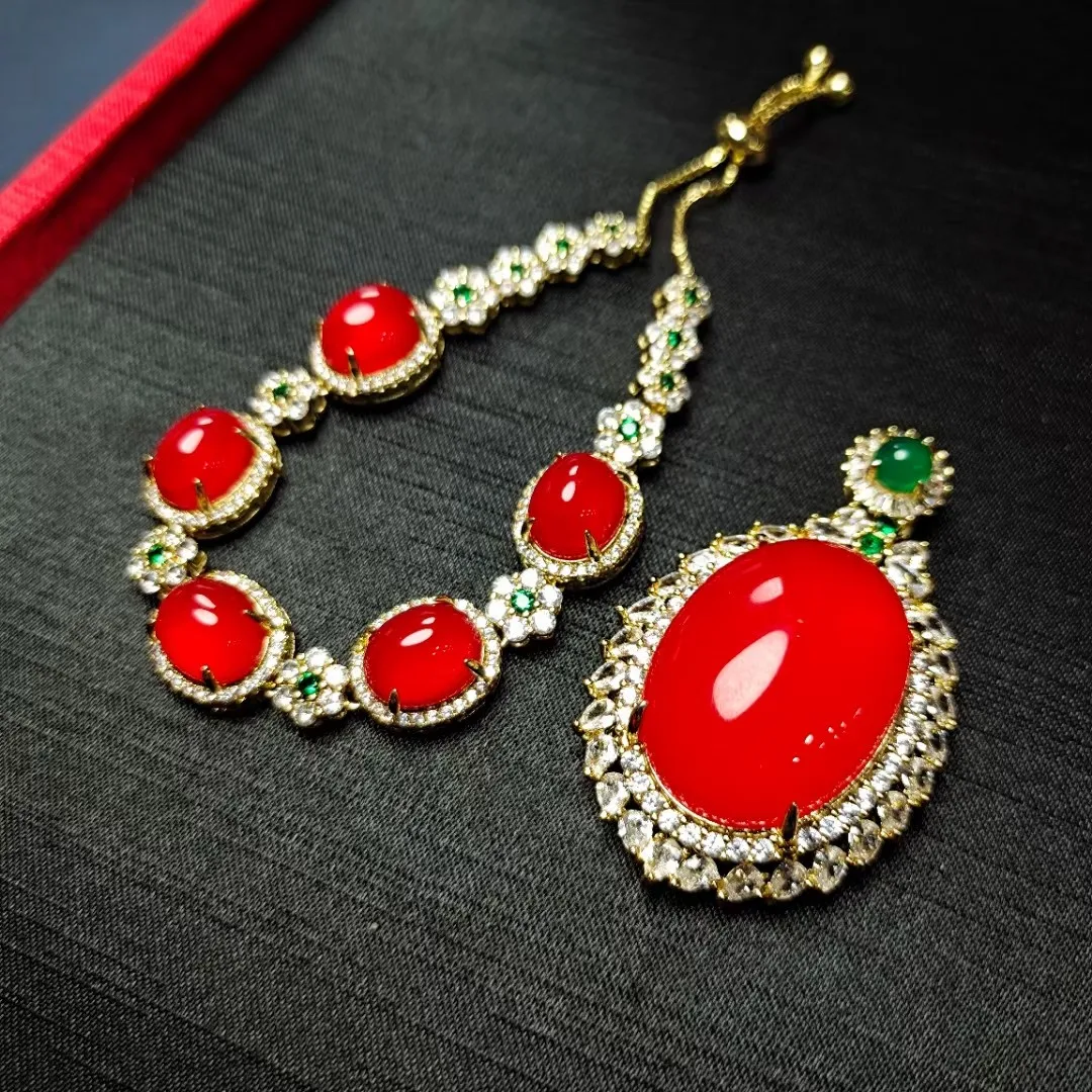 

Natural Red Chalcedony Jade Jewelry Set Women Carnelian Oval Pendant Necklace With Zircon Emerald Jades Bracelets Jewellery Set