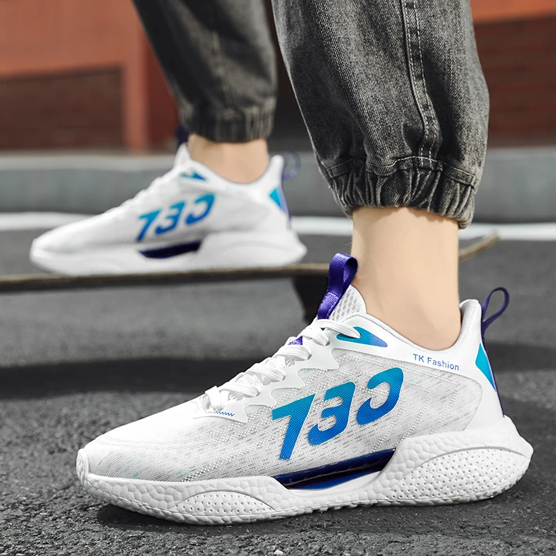 2022 New Men's Sports Shoes Flying Woven Luminous Men's Running Shoes Outdoor Breathable Non Slip Sports Shoes Mens Sneaker