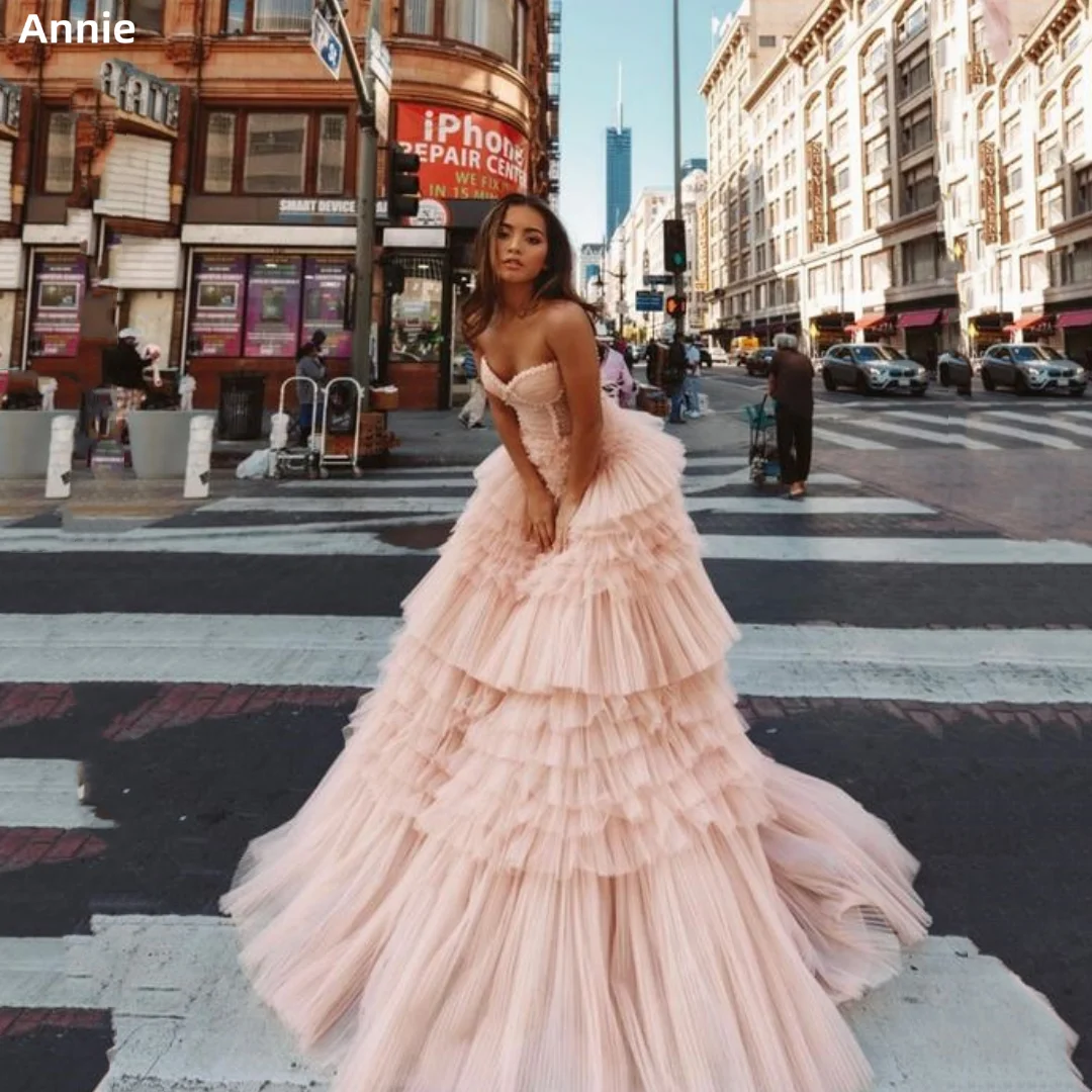 

Annie Pink Prom Dresses Layered Ruffles Formal Occasion Dresses Organza Cake Dress فساتين للحفلات الراقصة