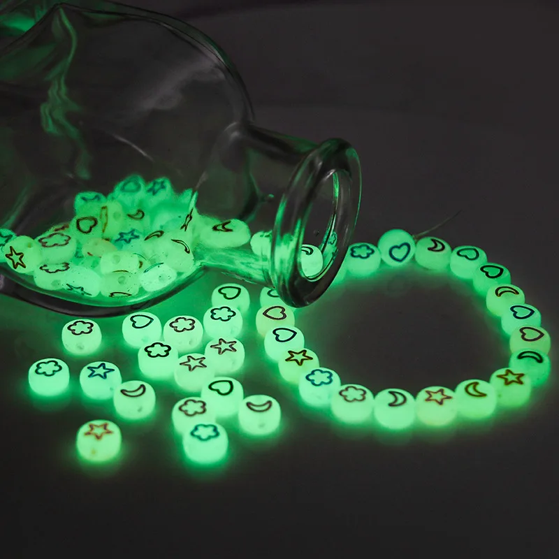 7mm 100pcs Acrylic Luminous Beads Glow in the night Letter Heat Spacer Handmade For Bracelet Necklace Diy Accessories - купить по