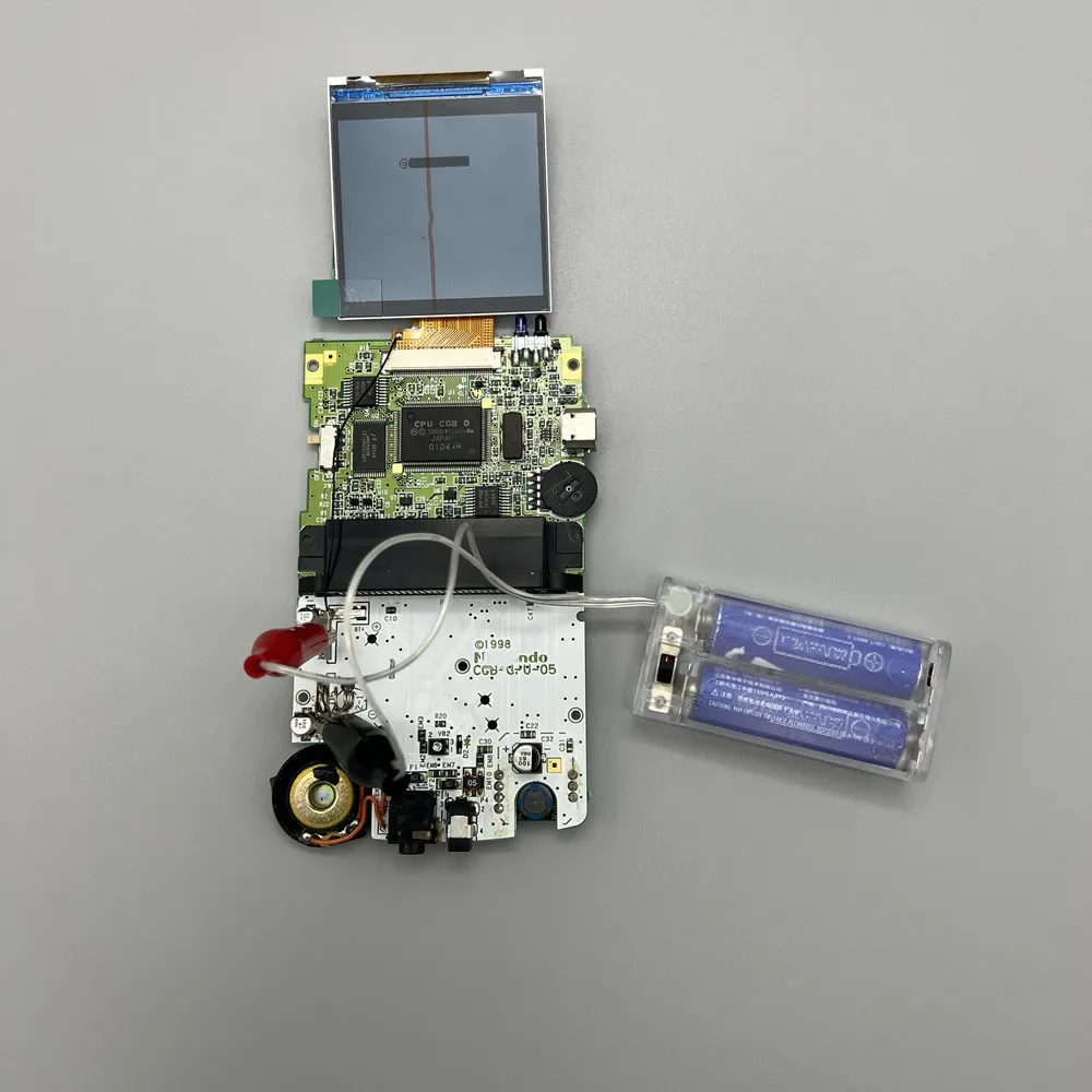 Фото Оригинальный размер, новый ЖК-экран высокой яркости 2,45 дюйма для Nintendo Gameboy, цветной ЖК-дисплей GBC. Не нужно разрезать корпус. №3