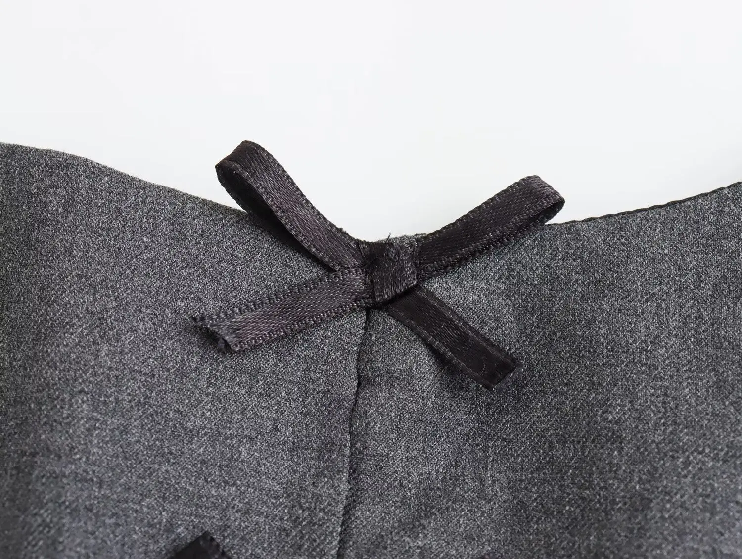 Jincffz Бант украшение висячий воротник топ женский новый дизайн вилки без рукавов с