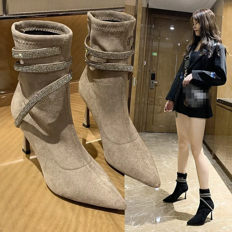 

Пикантные Ботинки женские низкие ботинки с кристаллами-женские роскошные Дизайнерские ботильоны с острым носком на резиновой подошве осен...