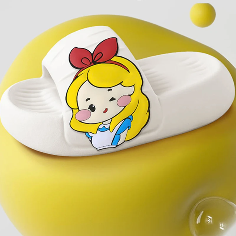 New Cute Princess Stickers Thick Sole Super Soft Women Slippers  Bathroom Beach Indoor Sandals 2022 Summer Slides Couple Shoes