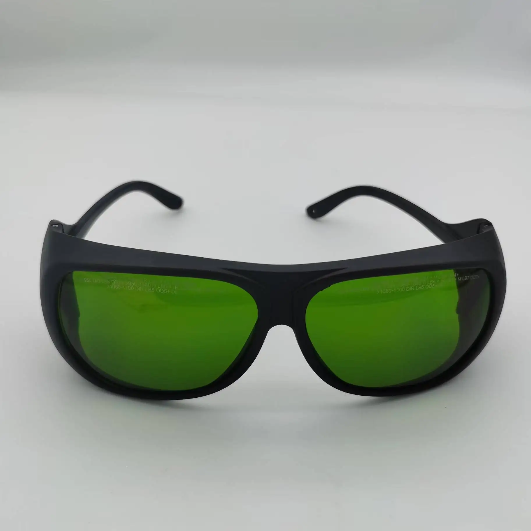 OD10+1064nm OD7+ 808nm 904nm 1070nm 1080nm OD4+ 755nm Лазерные защитные очки с жестким футляром и