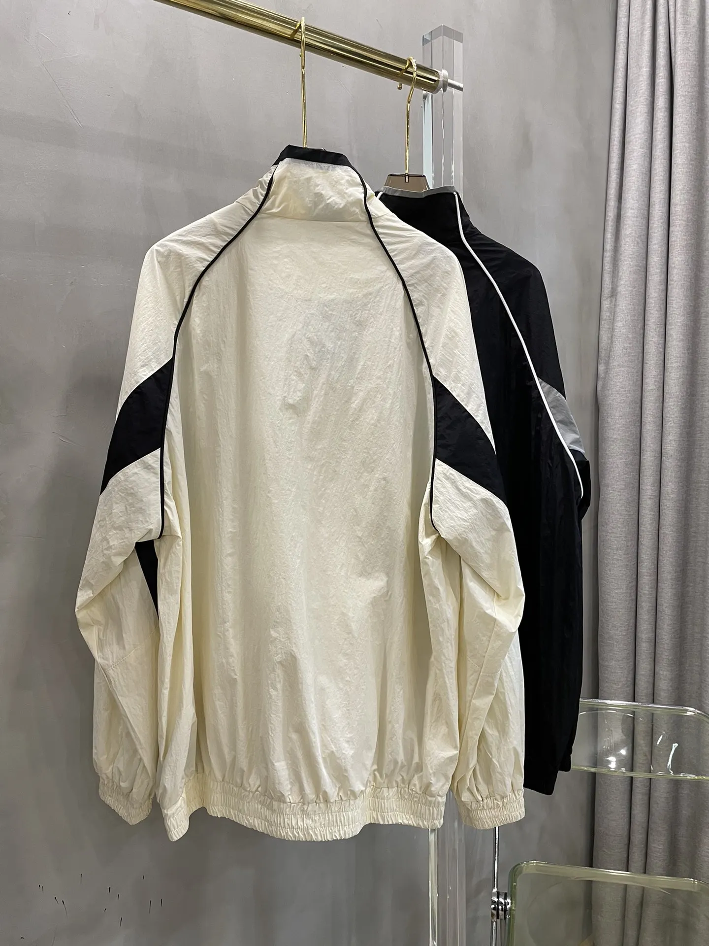 145034 Fashion Classic Luxury Designer cloth Casual Nylon Waterproof Set Sporty Shirt Pants Female Unisex