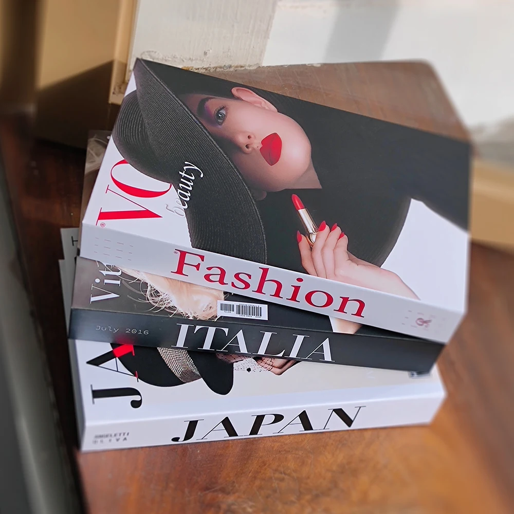

2022 new photography props decoration book Modern Fake Books theme photography props background decorationroom studio decoration