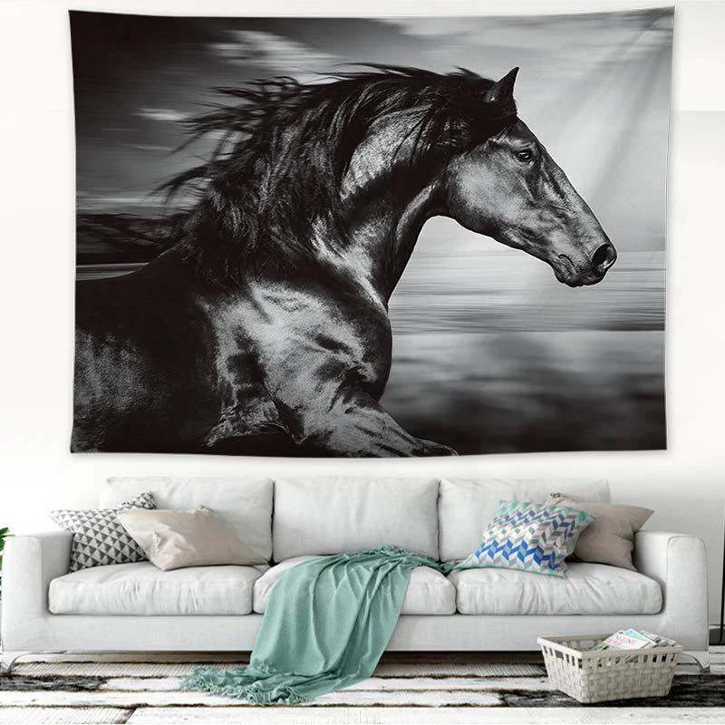 Настенный гобелен в стиле хиппи с черными и белыми животными