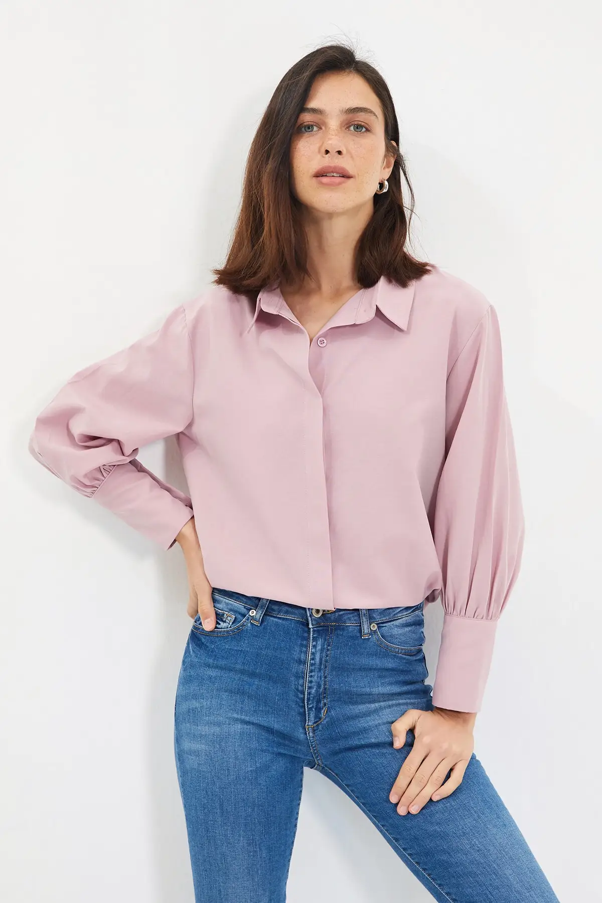 

Trendyol Button Shirt TWOAW22GO0509