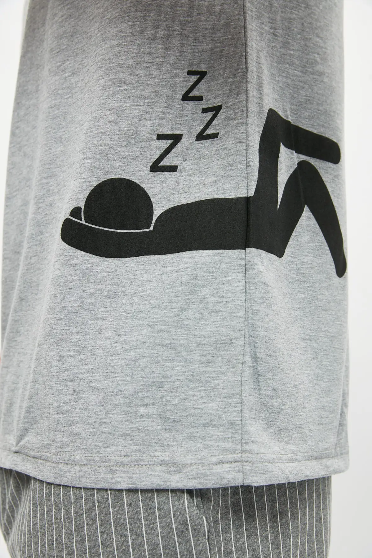 

Trendyol Printed Knitted Pajamas Set THMSS21PT1069