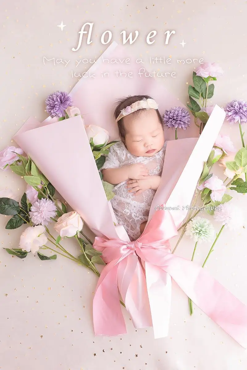 Newborn photo props clothes baby at home photo full moon photo girl photo clothes bouquet theme