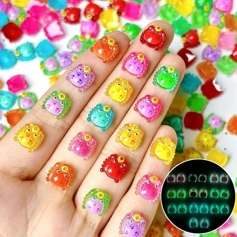 Новые случайные смешанные смоляные мультяшные светящиеся в темноте большие