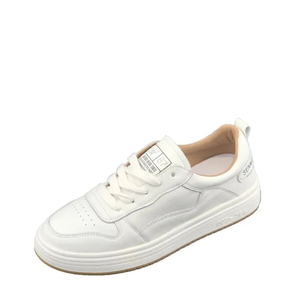 Женские кроссовки из натуральной кожи