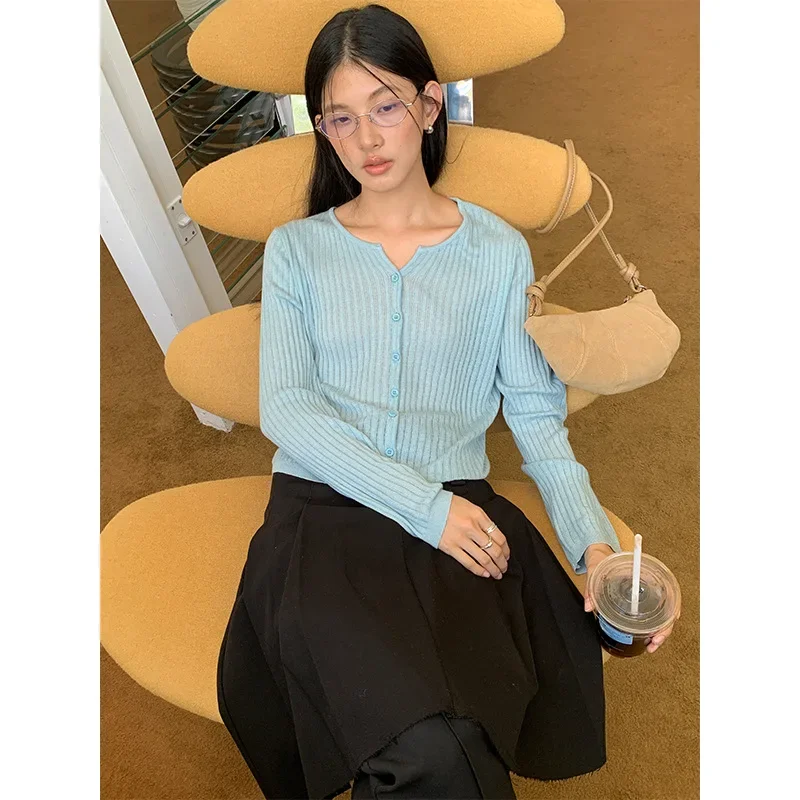 Feiding Thirteen Row 2024 осенний новый простой тонкий вязаный кардиган с круглым вырезом