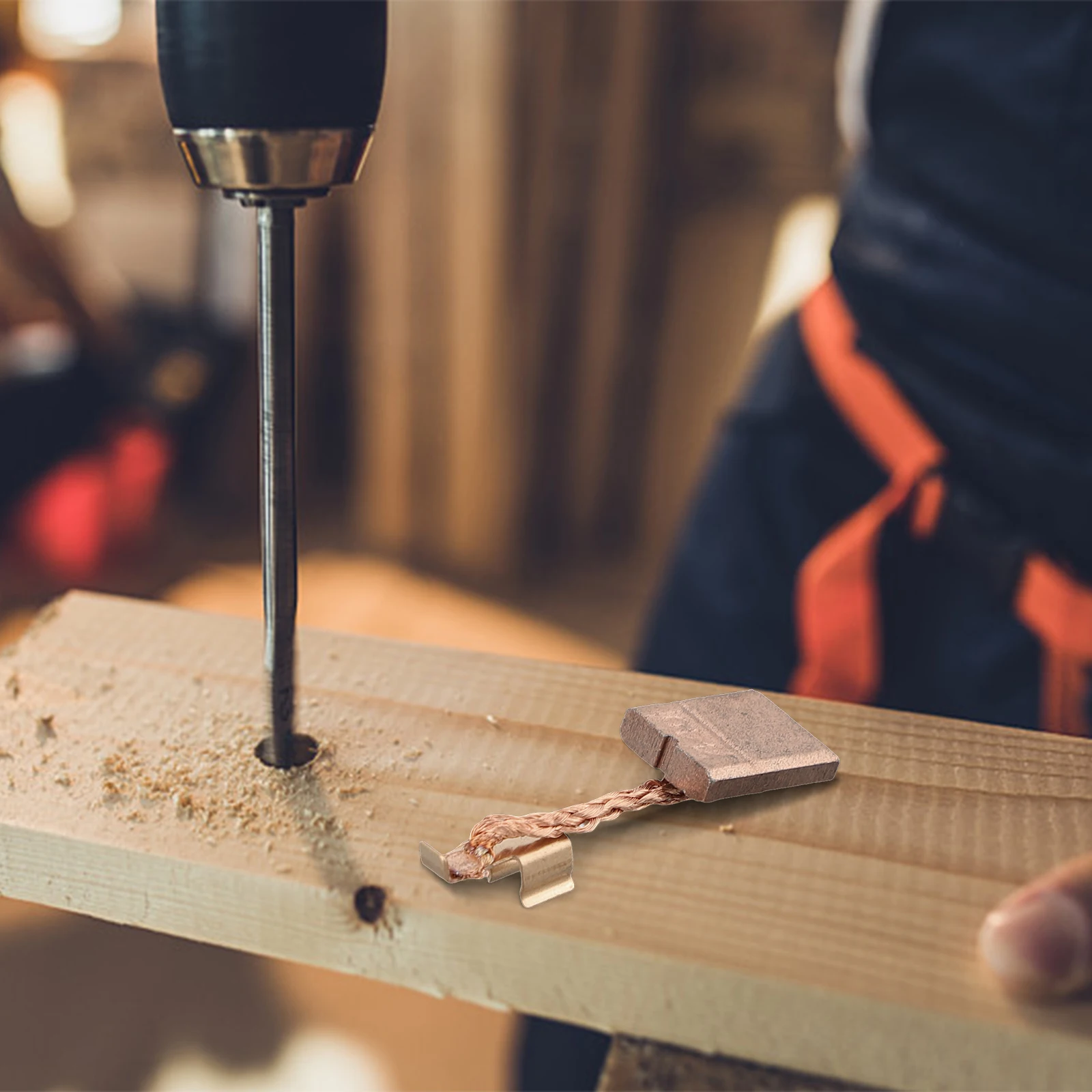 Эффективные сменные угольные щетки для CB440 CB448 CB436 1941594 1968542 1944275 DDF482 Набор из 2