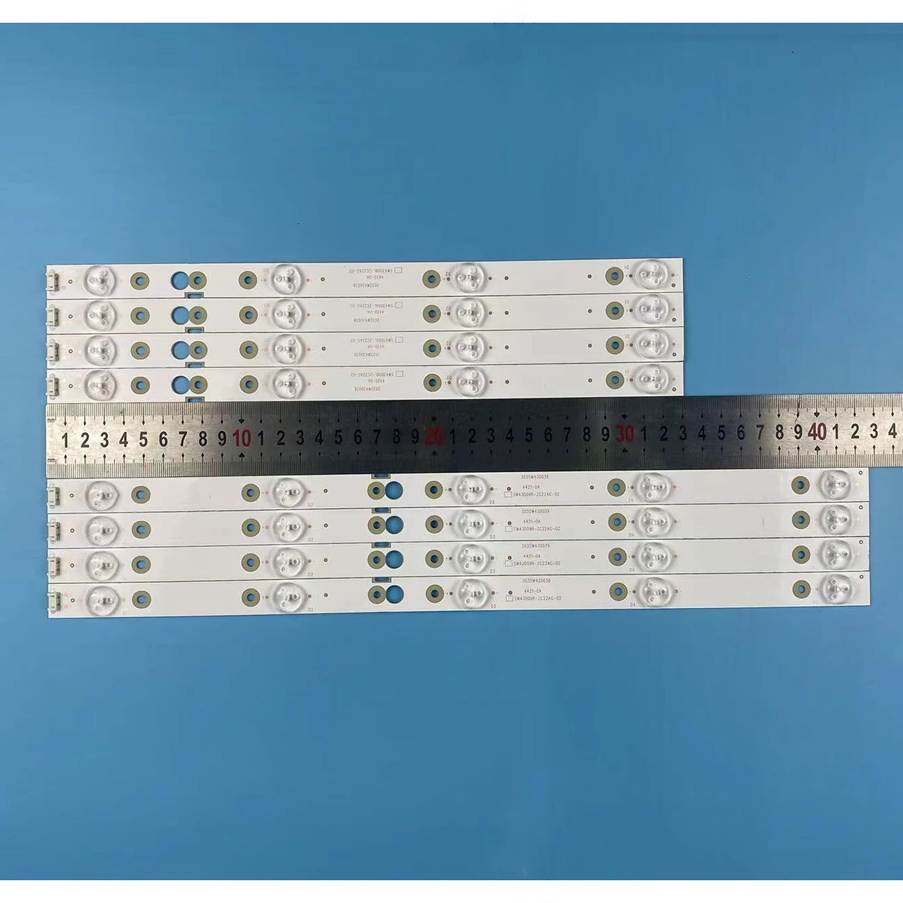 Светодиодные ленты для телевизора 43 43UG620V 43UJ620V 43UJ6200-UA CRH-A 4330300104 L6CNRev1.0 I 4330300105 R6CNRev1.0