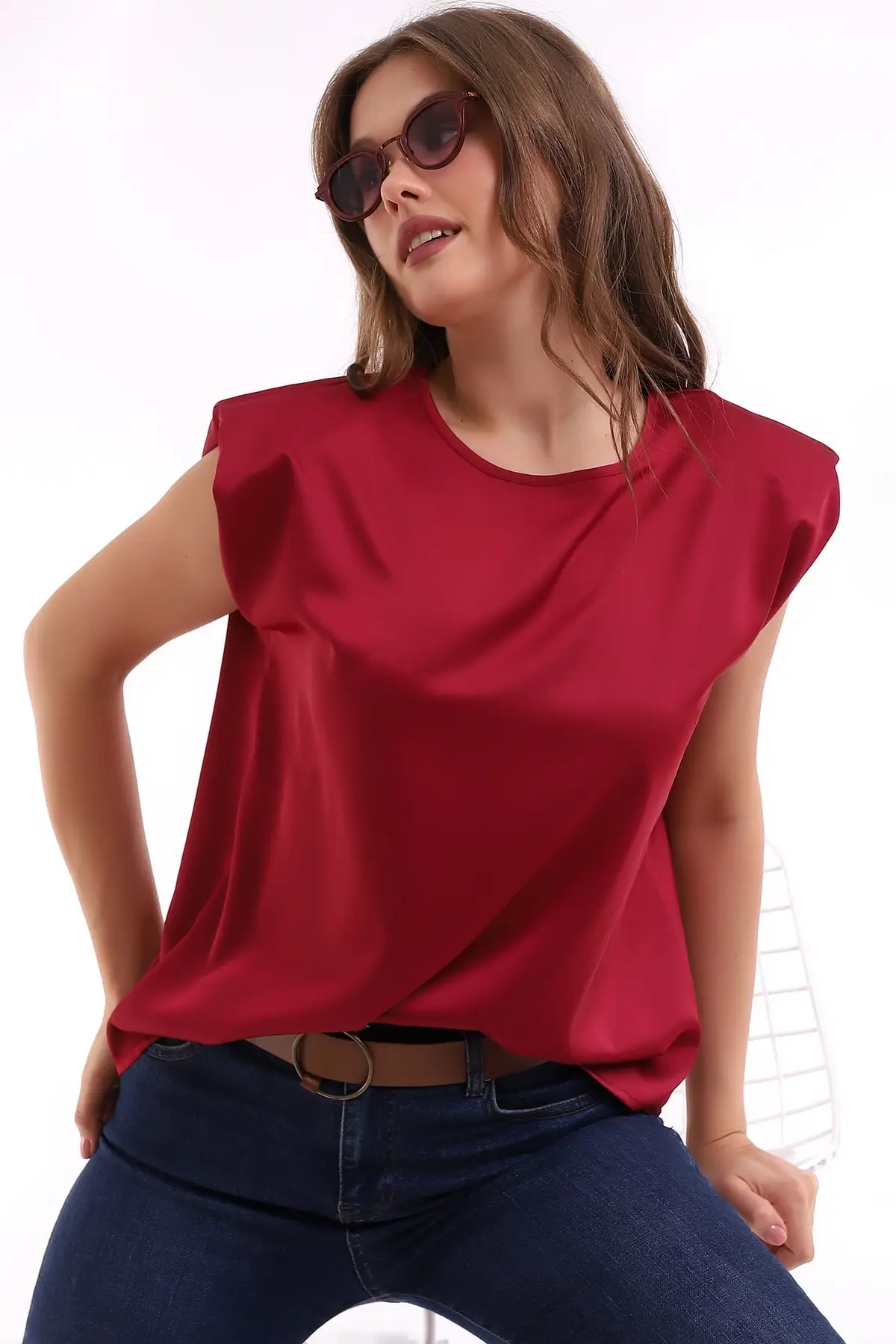 Рисунок 4 - Женская стильная блузка без рукавов