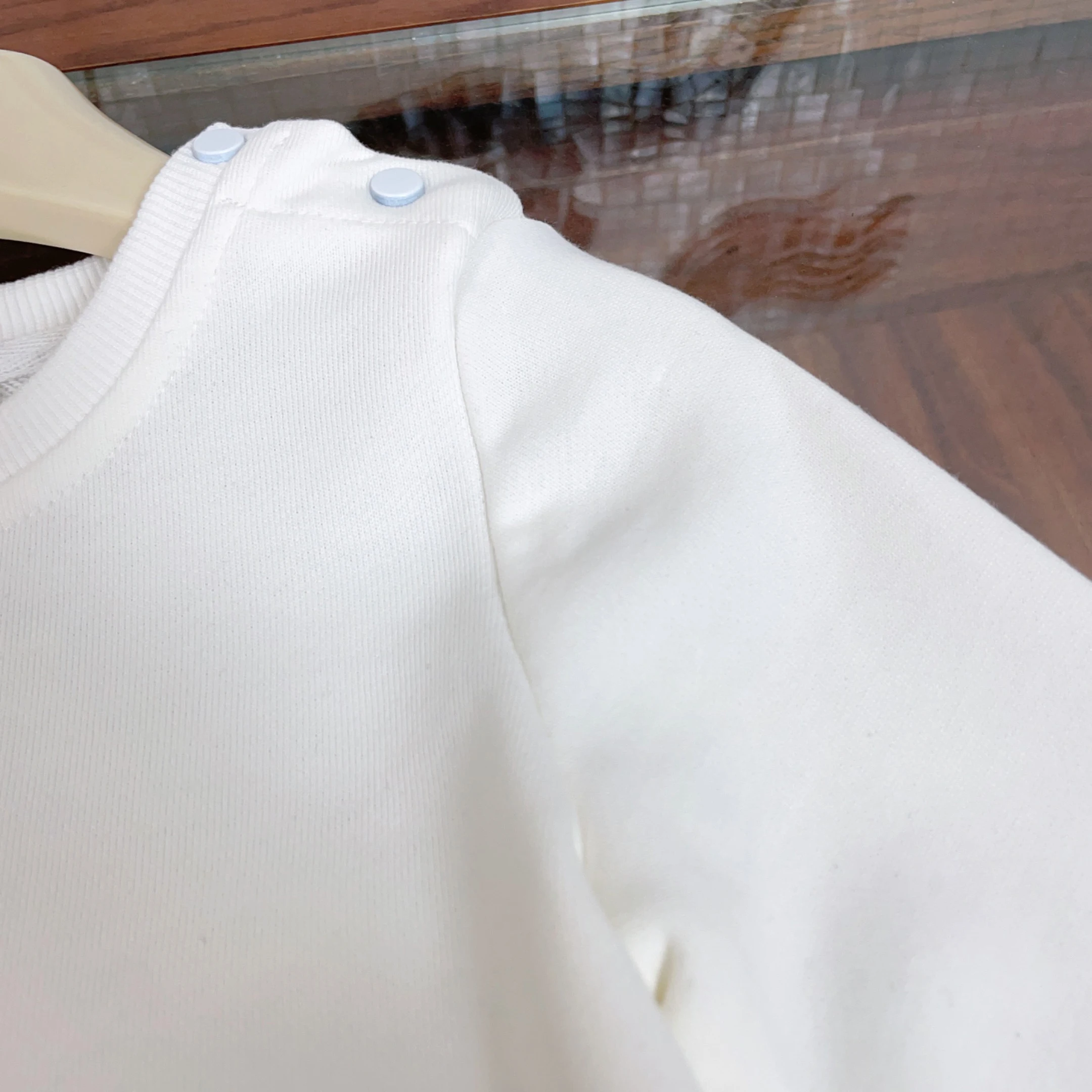 Дизайнерская детская одежда осенняя Новинка милое платье с круглым вырезом и