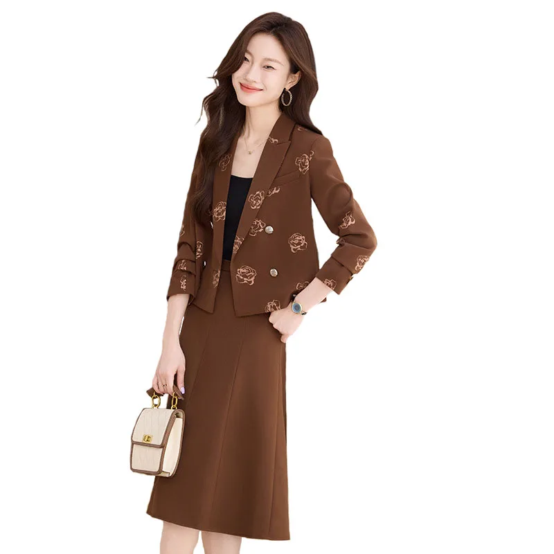 Однотонный праздничный костюм женский новый 2024 весенне-осенний модный