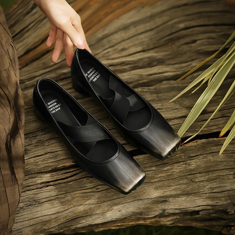 НОВАЯ весенняя женская обувь. Женские кожаные туфли с квадратным носком на