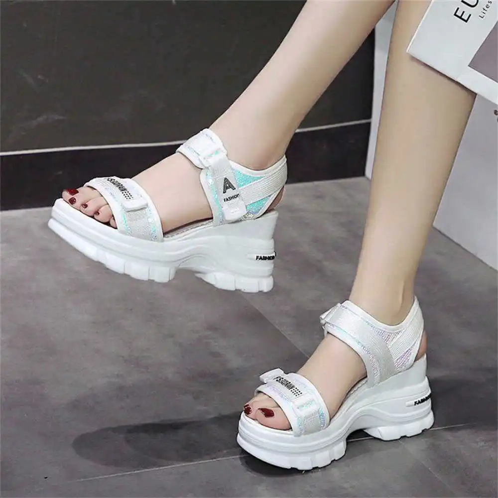 

synthetic leather anti-skid women's gold sandals bedroom shoes Women's summer slippers sneakers sport runner real tensi YDX2